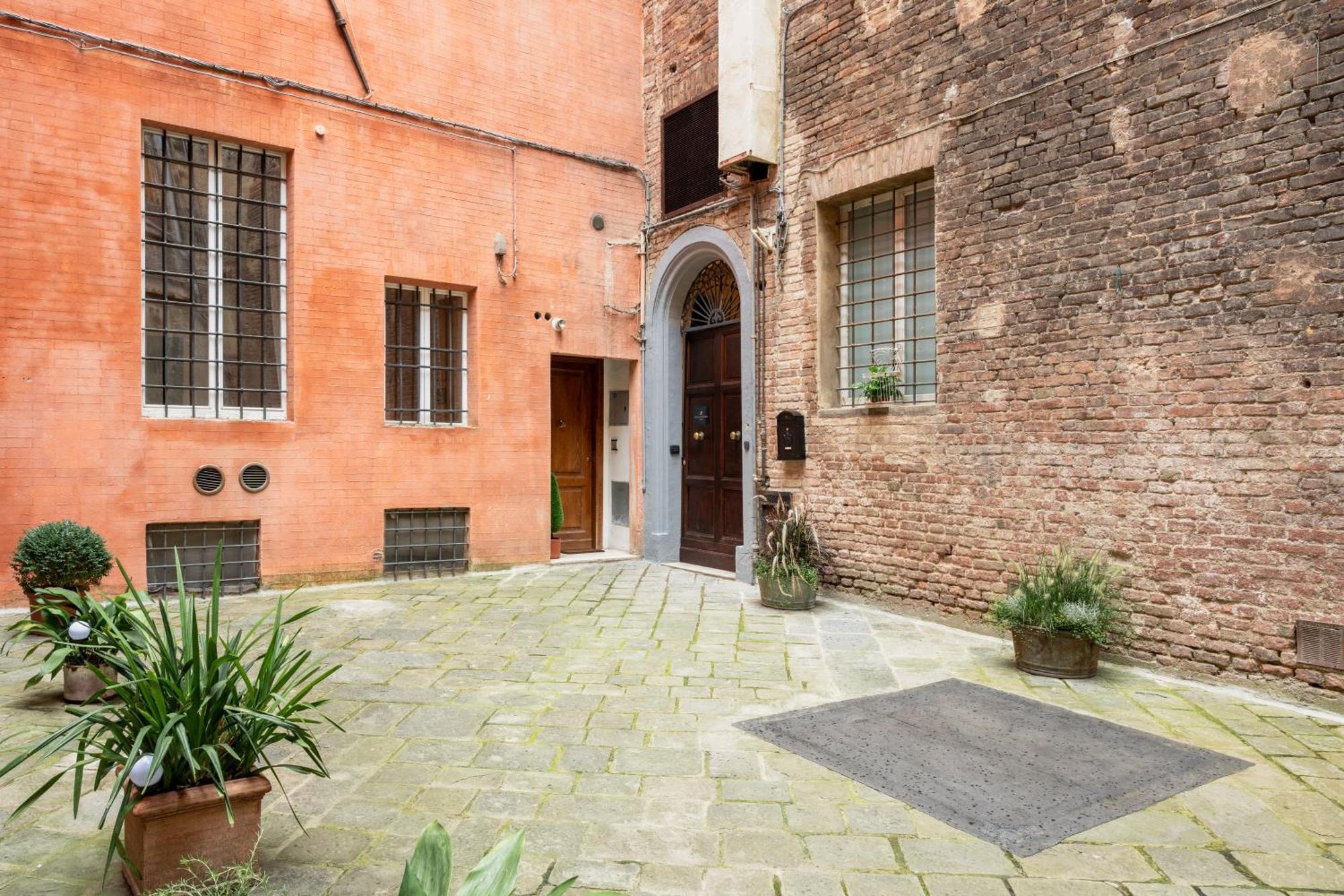 Palazzo Patrizi Suites & Spa Siena Eksteriør bilde